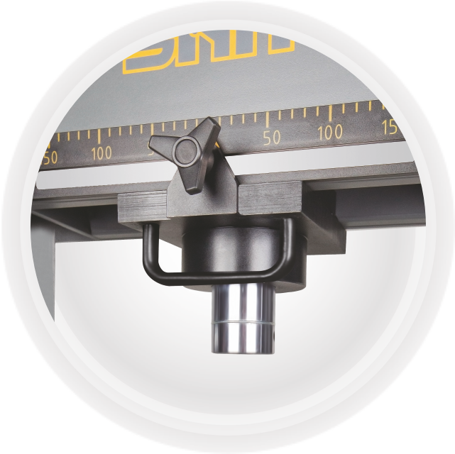 ВЕСЫ И ВЫДВИЖНОЙ ЦИЛИНДР С РУЧКОЙ И ПОВОРОТНОЙ РУКОЯТКОЙ
